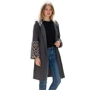 LTX Sportswear Gray Hooded Cardigan with Leopard Print Sleeves NWOT Size M